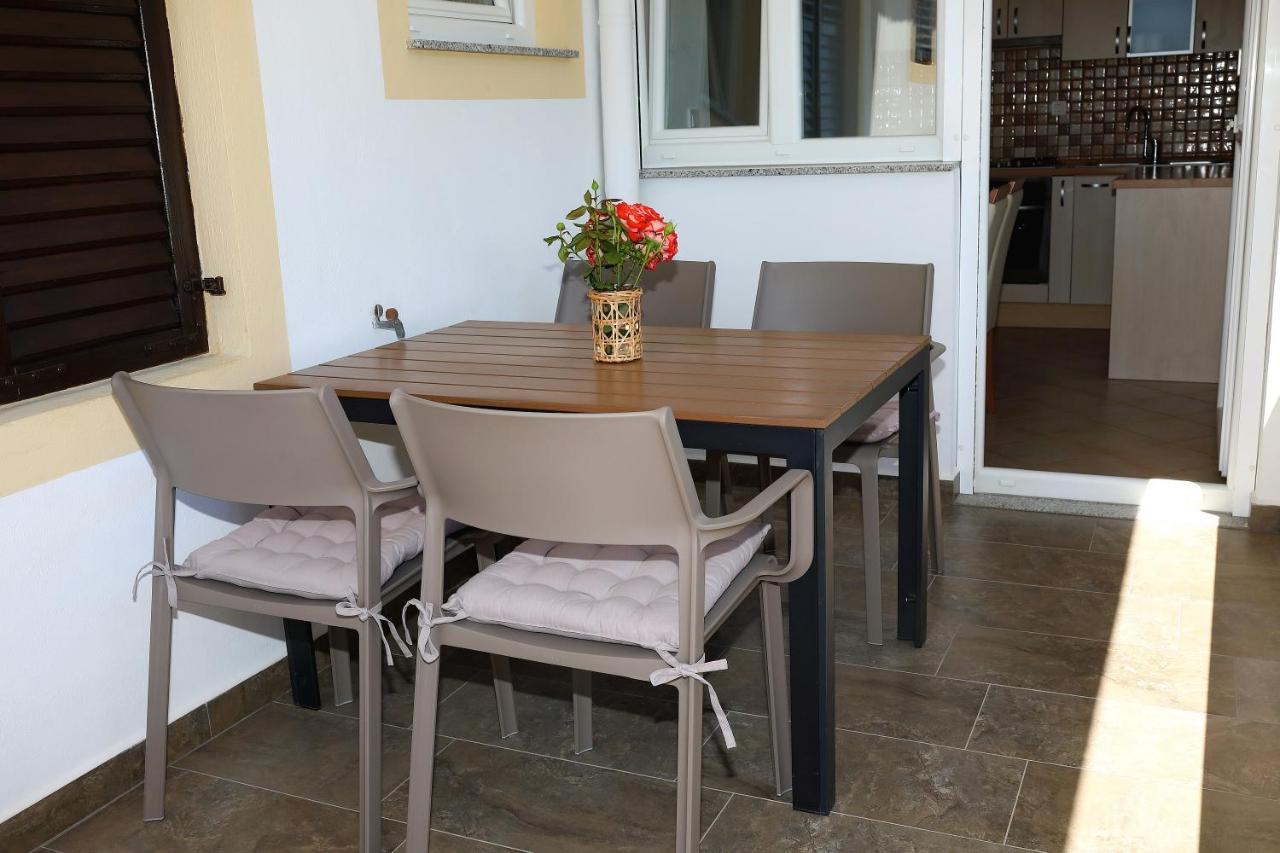 ביבינייה Apartmani Bruno מראה חיצוני תמונה